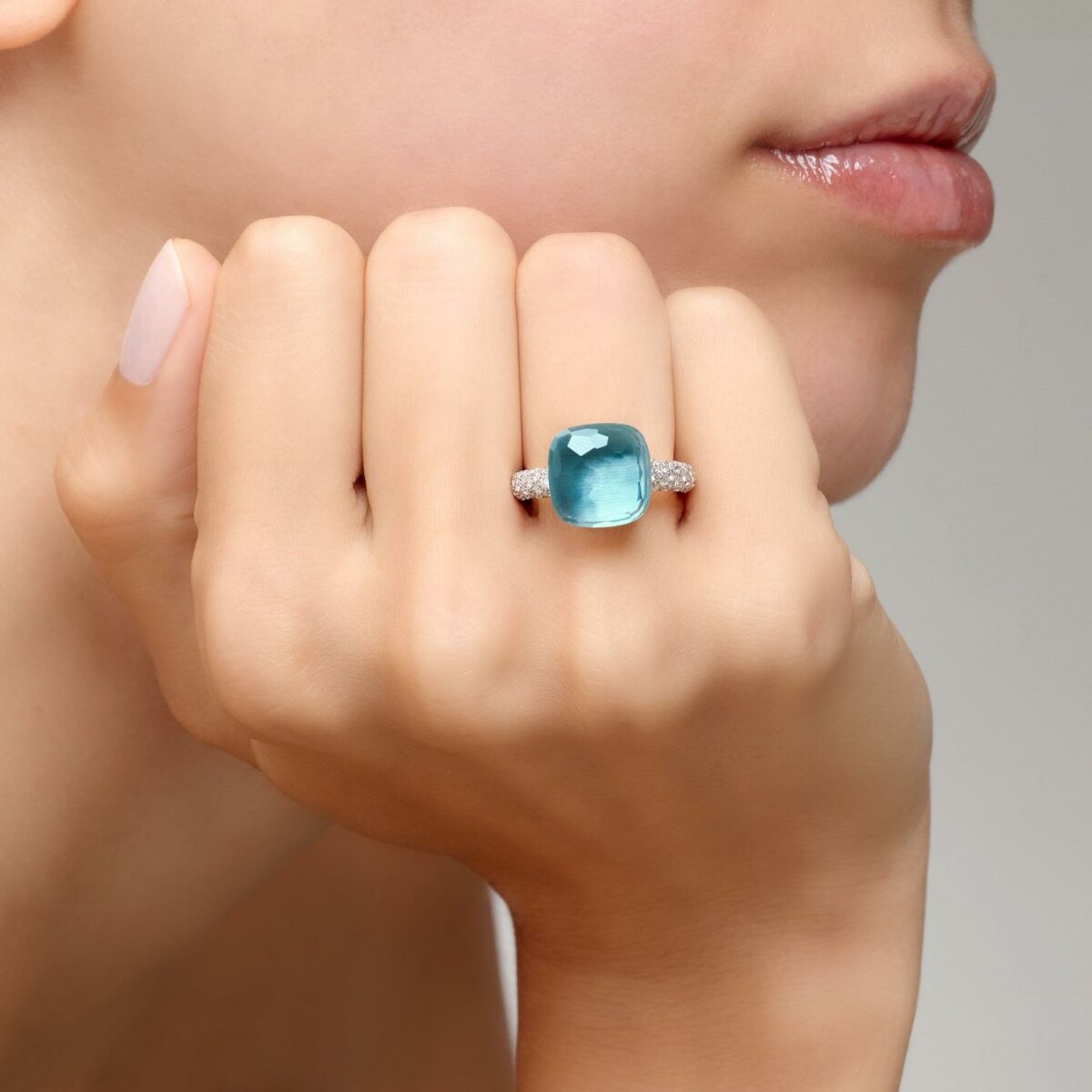 Ring Nudo Maxi Sky Blue Topas Diamanten - Pomellato - PAB4010O6000DB0OY