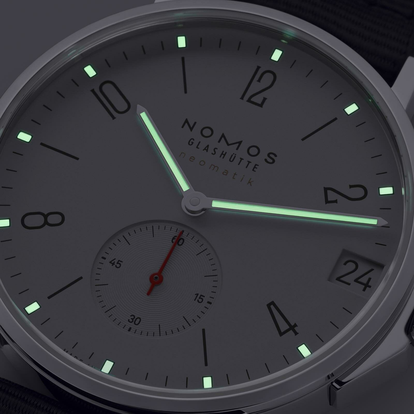 525 Ahoi  Automatik 38mm - NOMOS Glashütte - U-525