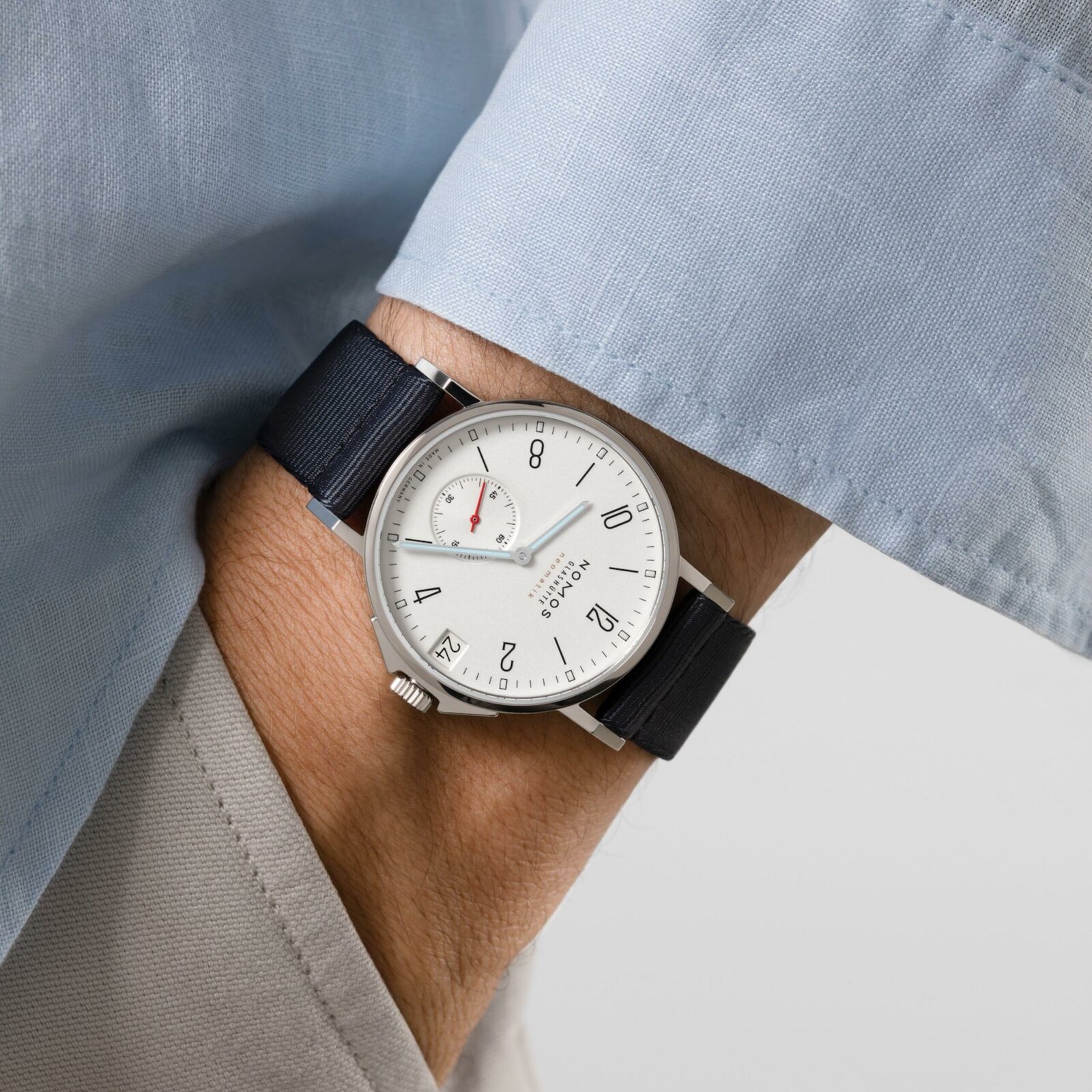 525 Ahoi  Automatik 38mm - NOMOS Glashütte - U-525