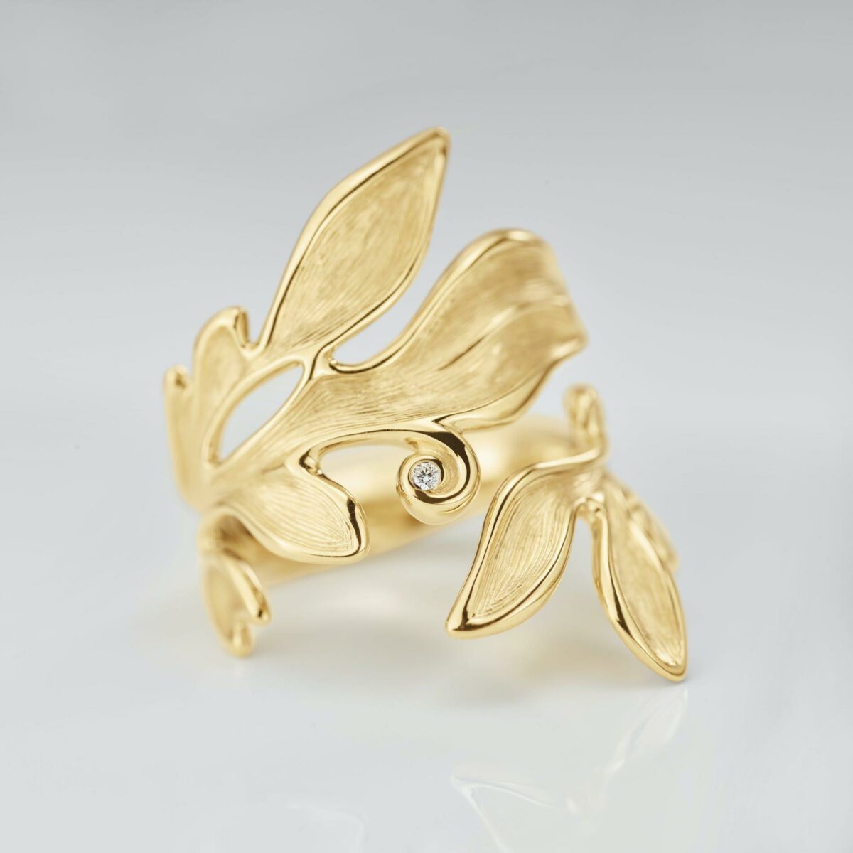 Ring Forest mit Brillant 18K Gelbgold - Ole Lynggaard - A3095-401