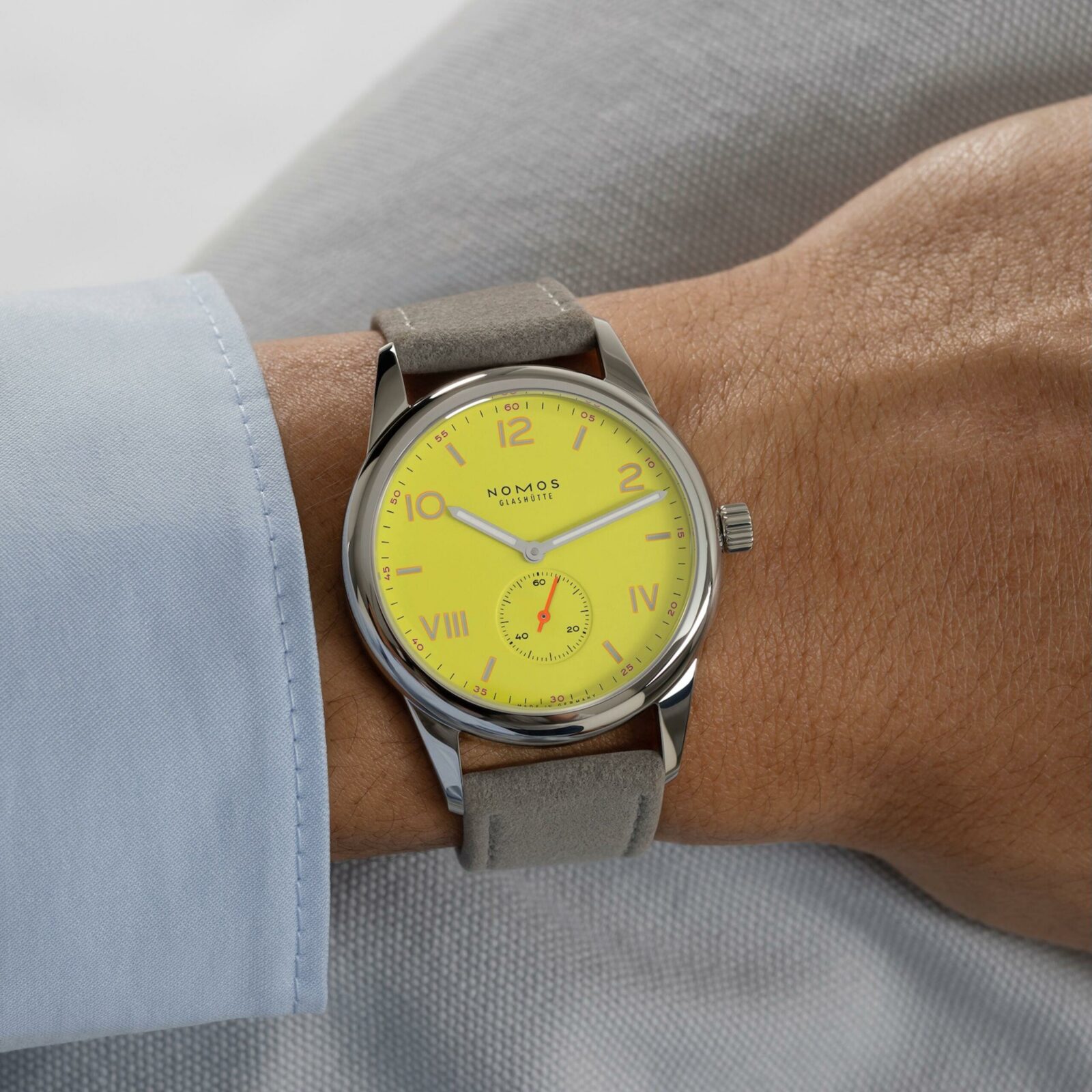 721 Club Handaufzug 38 mm - NOMOS Glashütte - U-721.GB