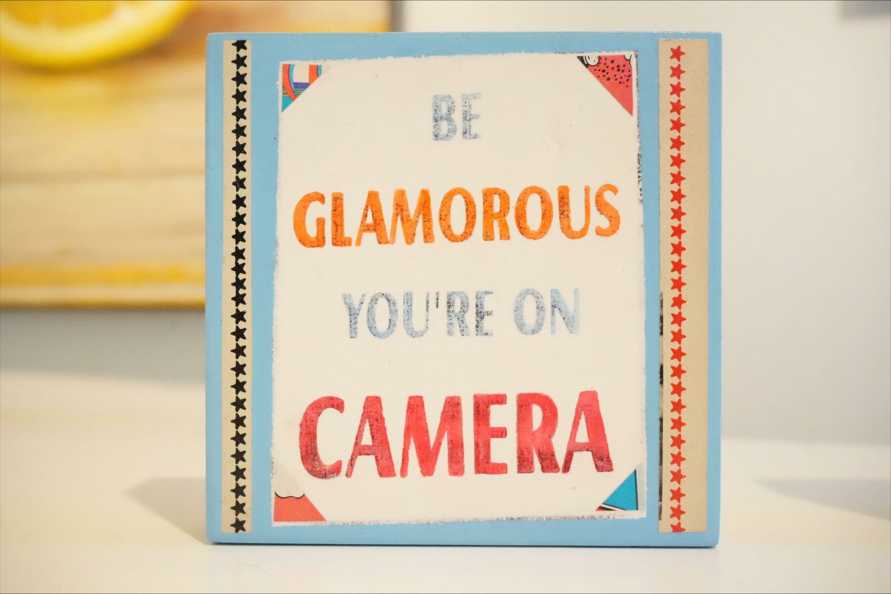 Be glamorous you're on camera - Elm, Kati - k-ELM161