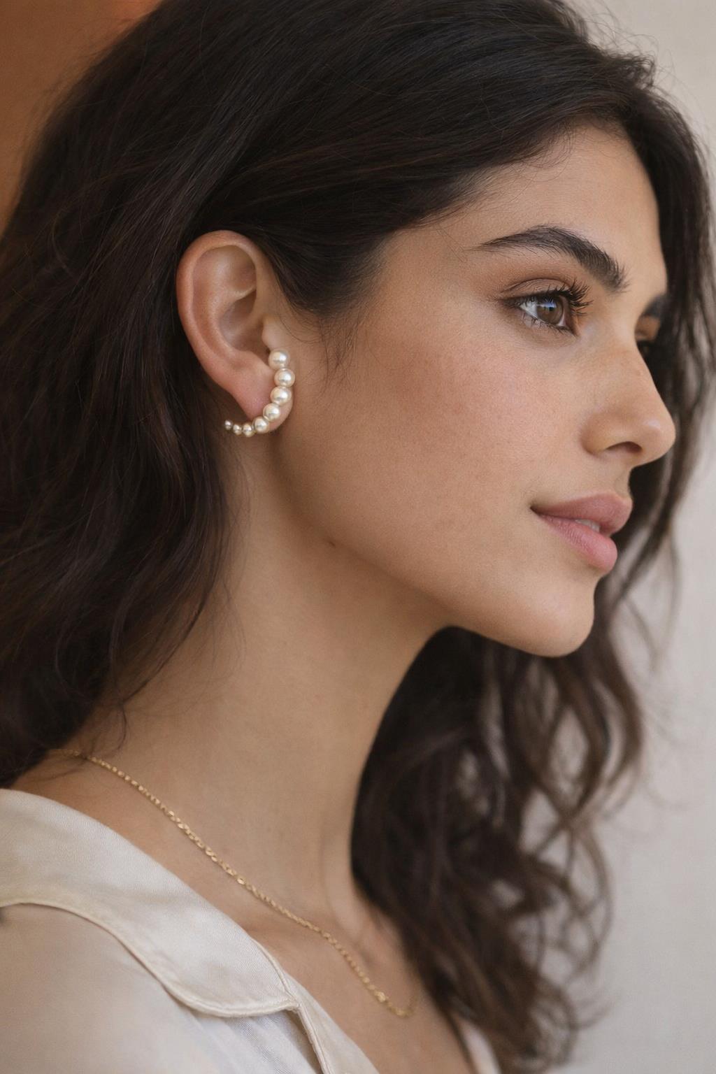 Einzelner Ohrring Akoya Perlen 18K Gelbgold - Yana Nesper - NB36