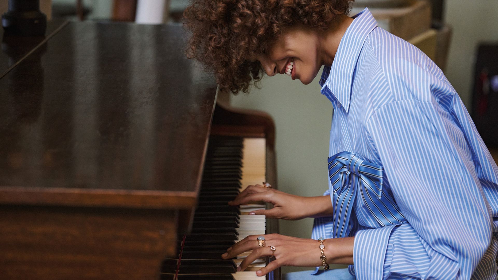 Rhapsody in Blue Bron Model Flügel